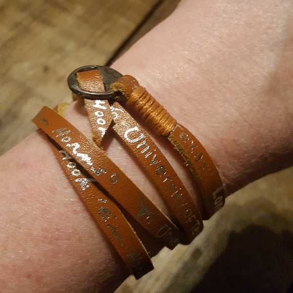 Texas Longhorns Leather Bracelet Wrap - Picture 5 of 5
